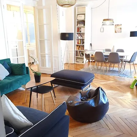 Amazing Big Flat In Champs-elysees Apartment *