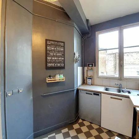 Amazing Big Flat In Champs-elysees Apartment