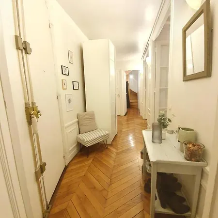 Apartment Amazing Big Flat In Champs-elysees Paris